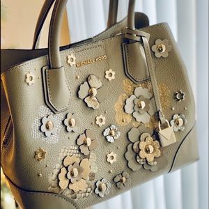MICHAEL KORS FLORAL SATCHEL (SMALL)